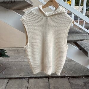 Zara cream knit vest with hood
